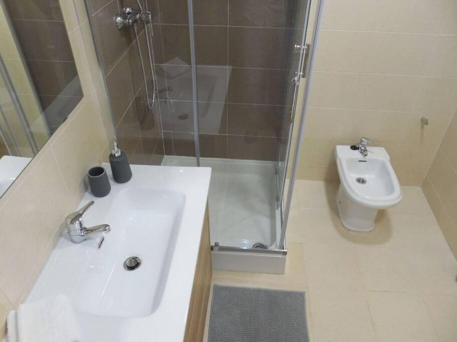 Precioso Piso De 2 Habitaciones Armilla Buitenkant foto