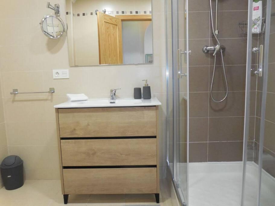 Precioso Piso De 2 Habitaciones Armilla Buitenkant foto